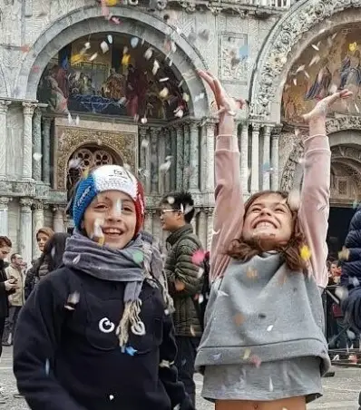 Scavenger hunt with prize